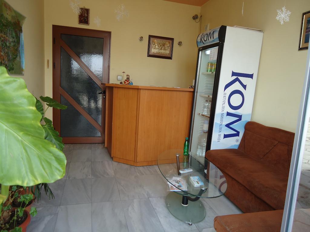 Dionis Hotel Petrich  Exterior photo