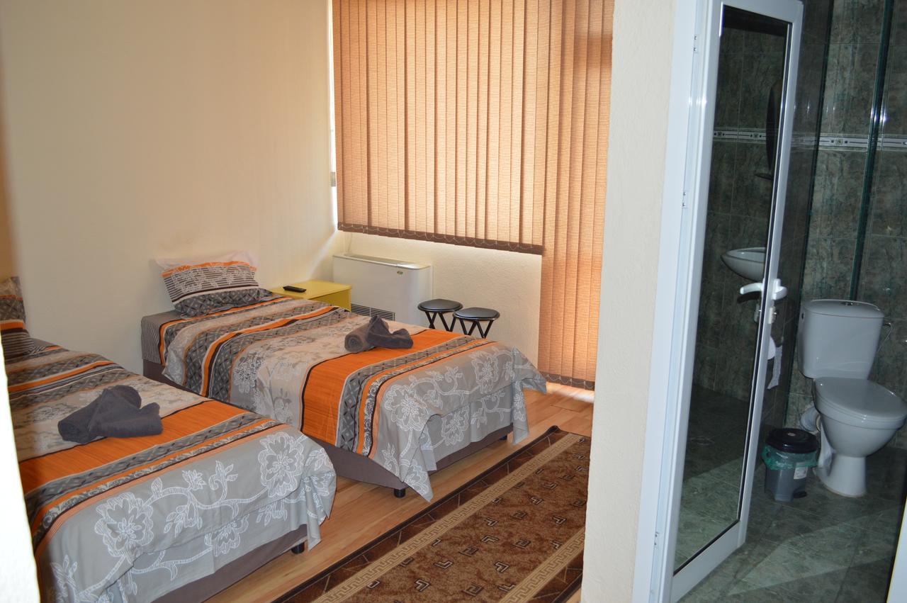 Dionis Hotel Petrich  Exterior photo